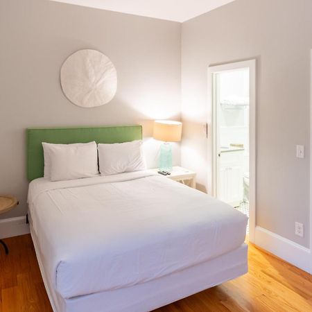 The Newport Lofts - 194 Thames Street Appartement Buitenkant foto