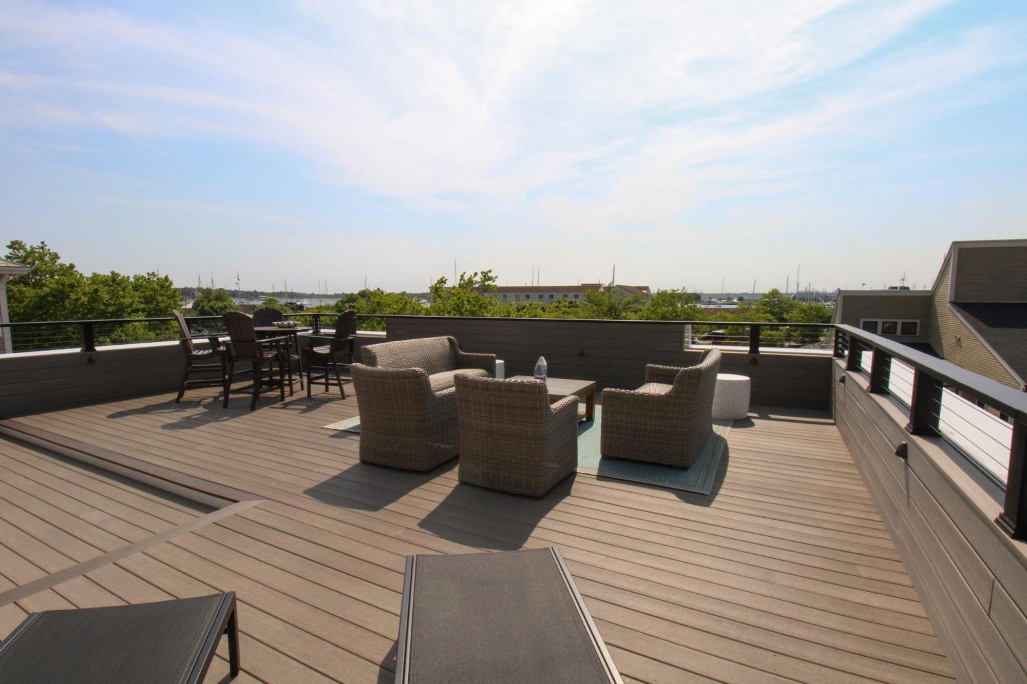 The Newport Lofts - 194 Thames Street Appartement Buitenkant foto
