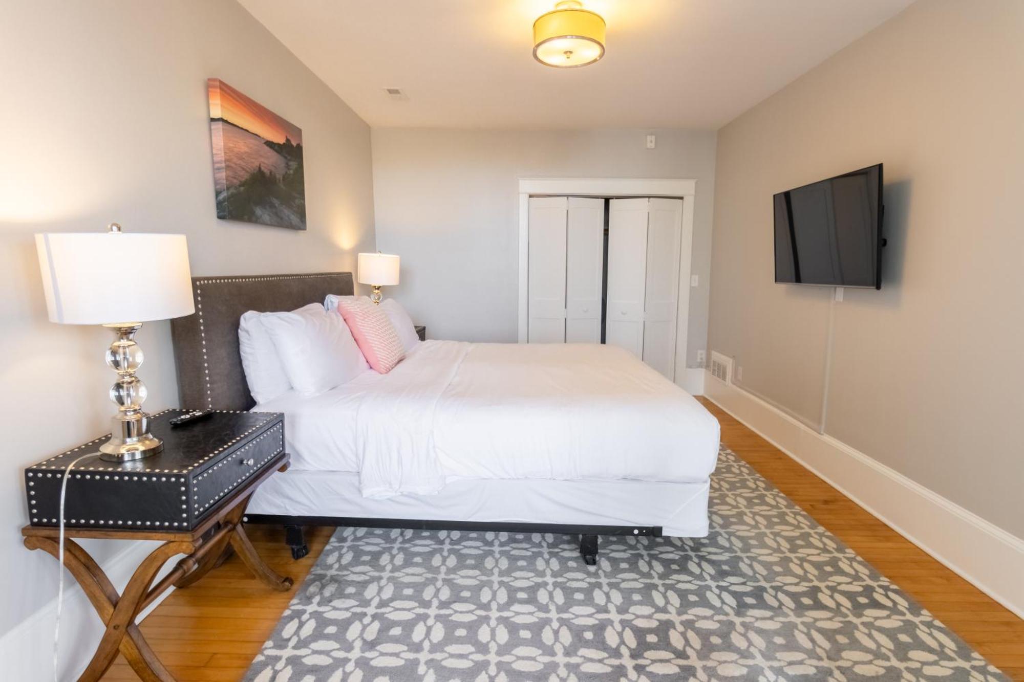 The Newport Lofts - 194 Thames Street Appartement Buitenkant foto